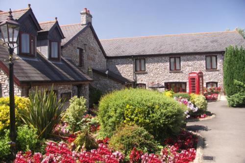 St Mary'S Hotel Golf & Country Club Pencoed Exterior foto