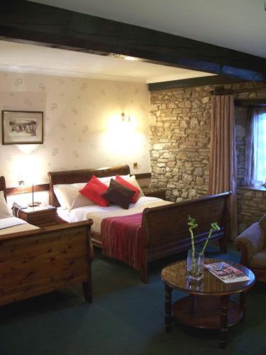St Mary'S Hotel Golf & Country Club Pencoed Habitación foto